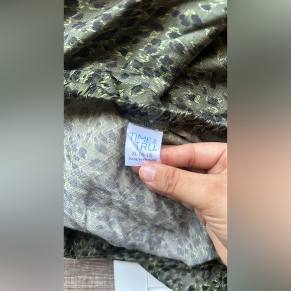 Time and Tru Women's Satin Midi Skirt with Side Slit, Size: xl - Picture 8 of 10